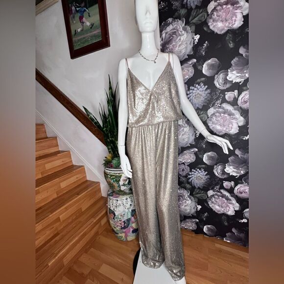 AIDAN MATTOX
Sequin Blouson Jumpsuit - Champagne Silver - Picture 5 of 7
